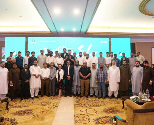 Astronergy Deepens Friendship With Pakistani Industry Stakeholders During AWT 2024 In Pakistan
