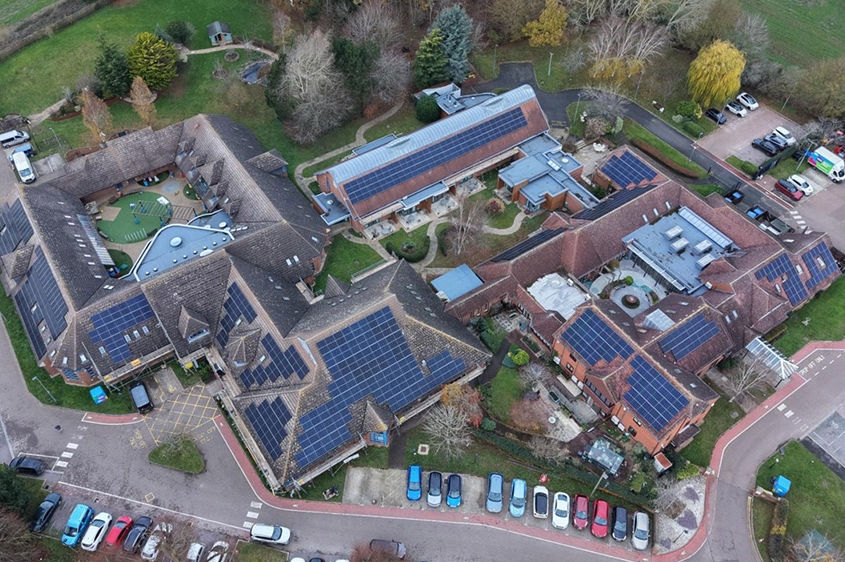 220kW Keech Hospice Luton, United Kingdom