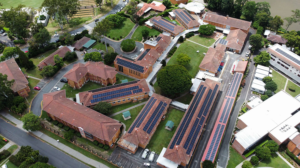 279kW Emmanuel College, University of Queensland Heritage Rooftop Solar Project 279kW Emmanuel College, University of Queensland Heritage Rooftop Solar Project
